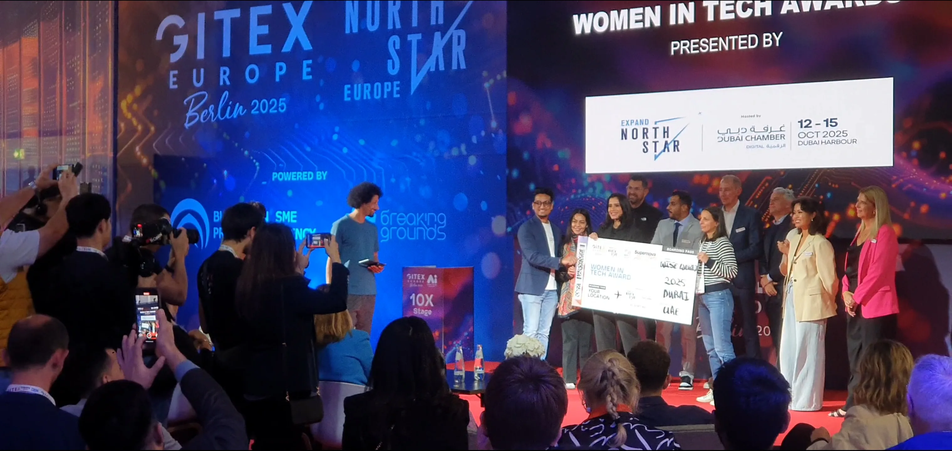 The award moment